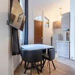 Appartement Métro Alexandre Dumas - II